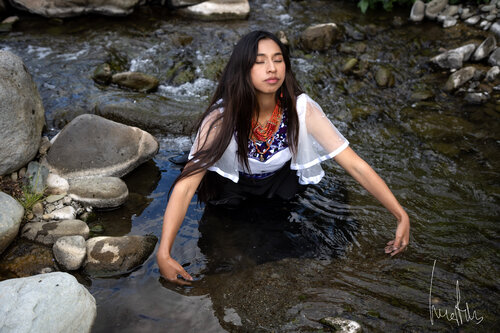 ¡¡Pieza única!! - Obra Artística: Simbolismo de la Pachamama y el Recurso Vital by Raul Martin, Photography for Sale on Singulart