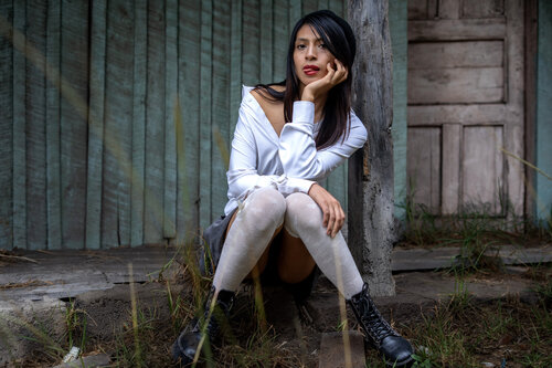 La mujer humilde y su espacio sagrado de poder by Raul Martin, Photography for Sale on Singulart