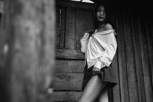 La Danza de la seducción en la oscuridad par Raul Martin, Photographie en vente sur Singulart