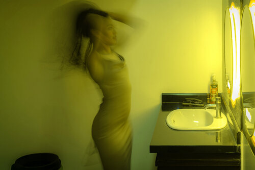 Demasiado tarde para deshacer el último gesto by Raul Martin, Photography for Sale on Singulart