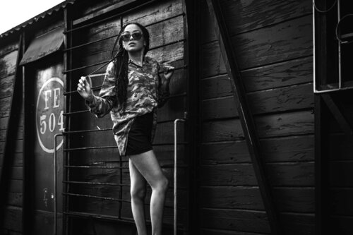 La guardiana de sus propios secretos by Raul Martin, Photography for Sale on Singulart