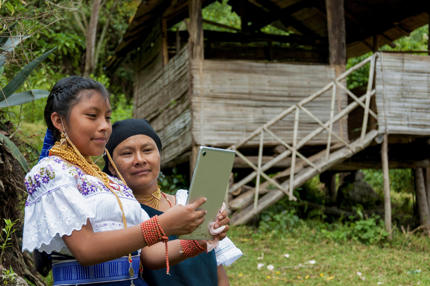 ¿Progreso o contaminación tecnológica? Raul Martin