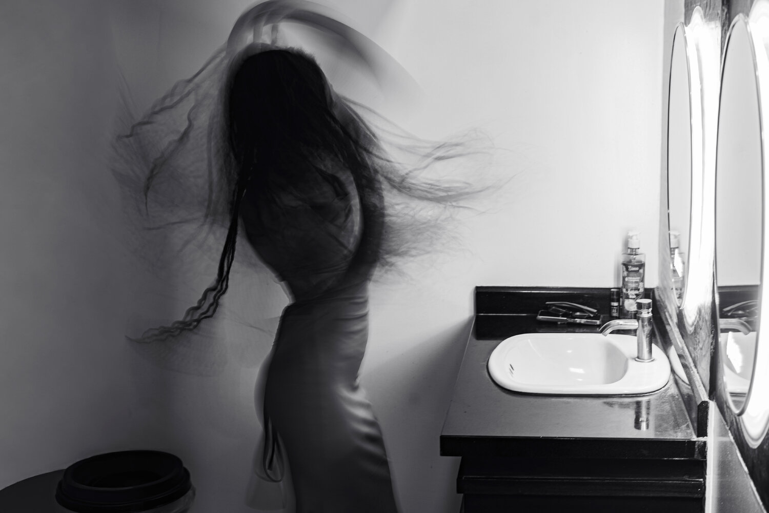 El enigma de la mujer que se desdoblaba sola Raul Martin Photography for sale