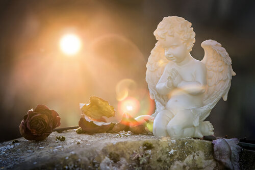 LIGHT OF HOPE 2.0 by Tanja Dörfler, 사진 for Sale on Singulart