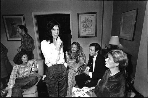 Patti Smith planning mischief von Diana Mara Henry, Fotografie kaufen auf Singulart