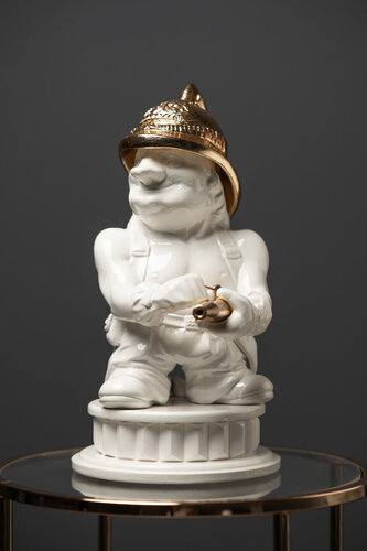 Aqurius Zodiac Sign Collection White&Gold de Valeria Anton, Escultura a la venta en Singulart