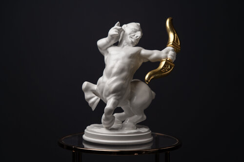 Untamed Sagittarius Zodiac Sign White&Gold Collection de Valeria Anton, Escultura a la venta en Singulart