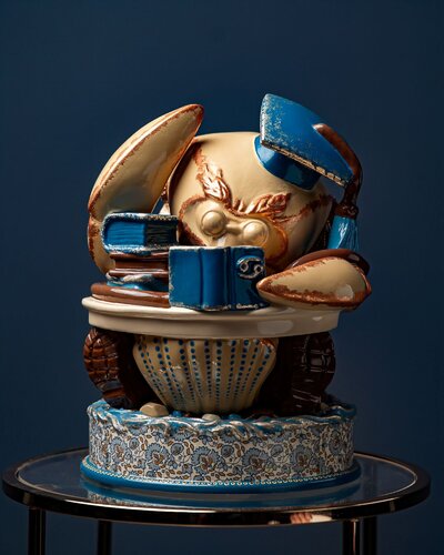 Cancer  Blue Masquerade Collection de Valeria Anton, Escultura a la venta en Singulart