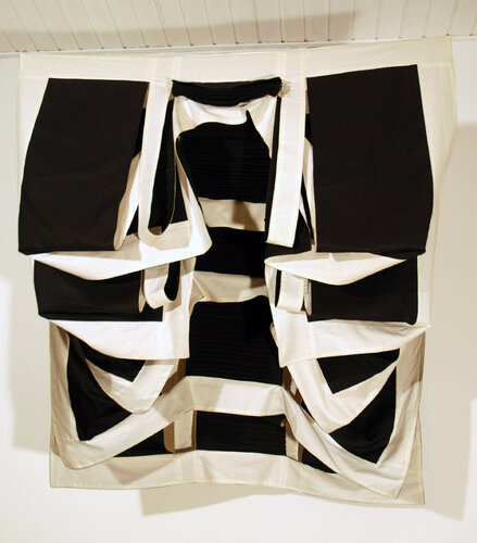 Transformation de Renate Motycka, Téxtil a la venta en Singulart