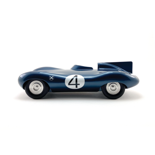 "54 ShortNose" (inspiration Jaguar Type D) - Livrée Ecurie Ecosse di Atelier Circourt, Scultura in vendita su Singulart