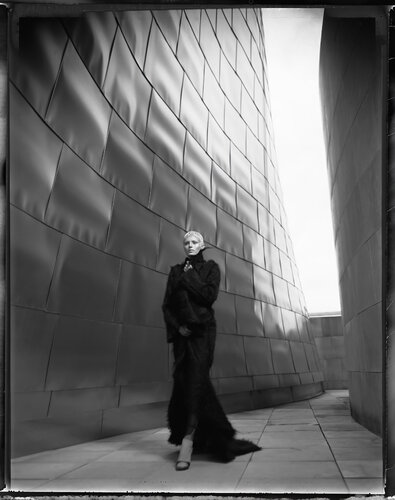 Yfke Bilbao #4 by Christopher Micaud, 사진 for Sale on Singulart