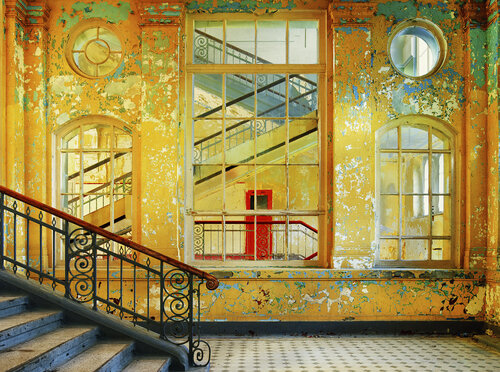 Die rote Tür von Hassan J. Richter, Fotografie kaufen auf Singulart