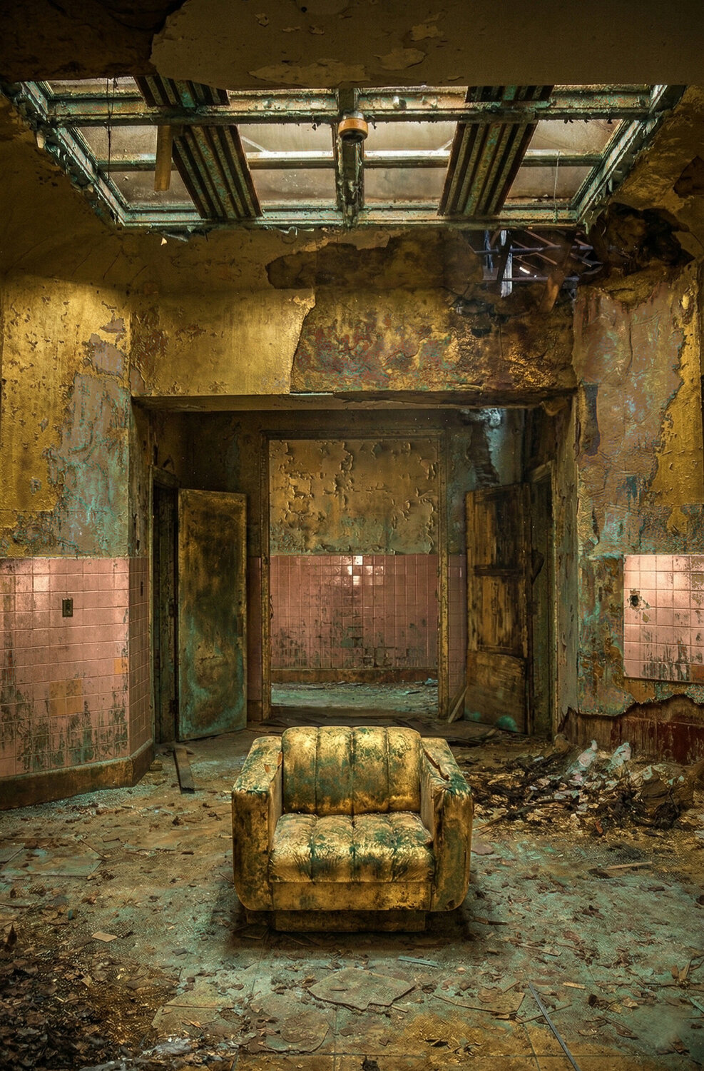 Vestiges d'une Vie Ornée antoine marelle Fotografie zu verkaufen