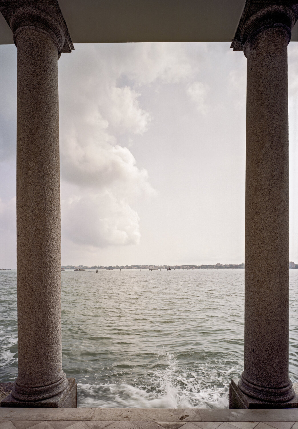 The sea at the doorstep Fulvio Marcello Orsenigo Fotografie zu verkaufen