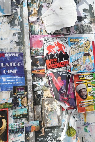 muro de intervenciones van Angela Cuello, Werk op papier te koop op Singulart
