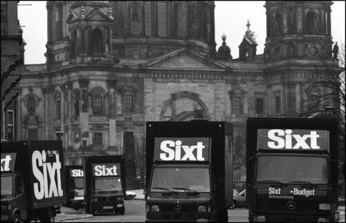 Der Westen Kommt de Harald Hauswald, Fotografía a la venta en Singulart