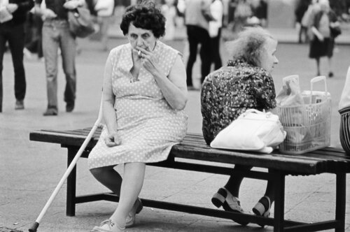 Ein Päuschen, 1983 by Harald Hauswald, Photography for Sale on Singulart