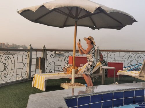 Selfie auf dem Nil 2022 by Harald Hauswald, Photography for Sale on Singulart