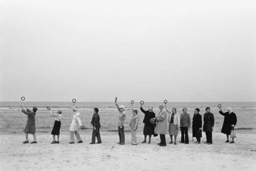 feierabend par Harald Hauswald, Photographie en vente sur Singulart