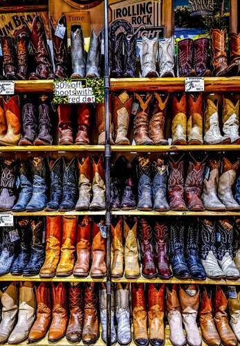 These Boots are made for Walking par Thomas Dellert, Édition en vente sur Singulart