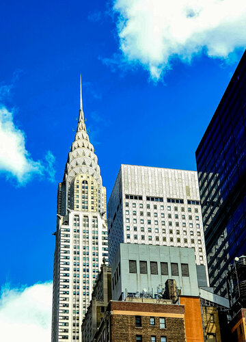 Chrysler Building in sunlight par Thomas Dellert, Édition en vente sur Singulart