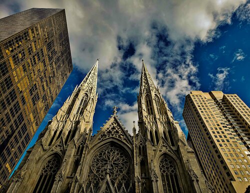 Cathedrals of light par Thomas Dellert, Édition en vente sur Singulart