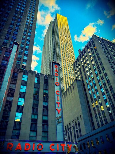 Radio City par Thomas Dellert, Édition en vente sur Singulart