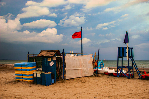 Red flag at Lido Plage Thomas Dellert