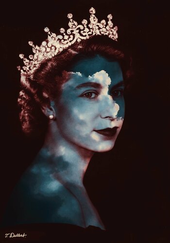 Queen Elizabeth the second.  ( Portrait  seven ) par Thomas Dellert, Photographie en vente sur Singulart