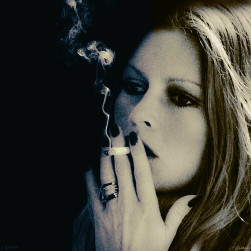 SMOKE 7 par Thomas Dellert, Photographie en vente sur Singulart