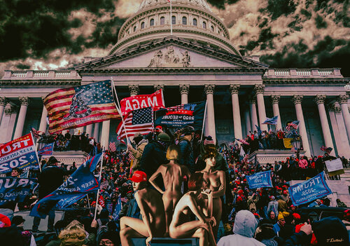 Naked Riot Girls Thomas Dellert