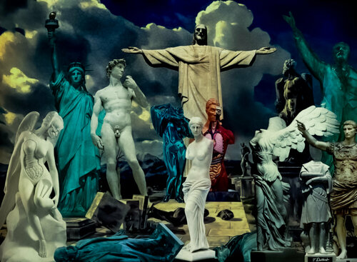 STATUED   ( a collection of important statues in a light-box ) di Thomas Dellert, Fotografia in vendita su Singulart