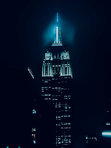 EMPIRE STATE   ( the magic of manhattan at night in a Light-Box) di Thomas Dellert, Fotografia in vendita su Singulart