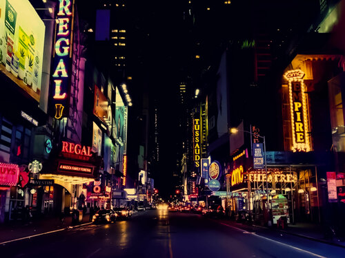 BROADWAY LIGHTS AT NIGHT   (  the Theatre land on NY in a light-box ) di Thomas Dellert, Fotografia in vendita su Singulart