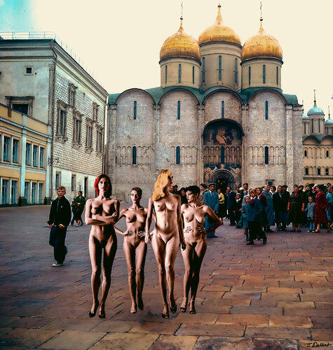 Naked in the Soviet Union  1950 di Thomas Dellert, Fotografia in vendita su Singulart