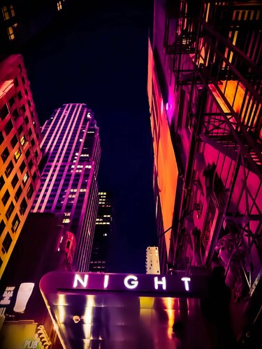 Night in Manhattan. Original Photo T Dellert de Thomas Dellert, Fotografía a la venta en Singulart