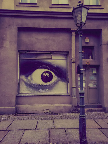 The Eye of Berlin par Thomas Dellert, Photographie en vente sur Singulart