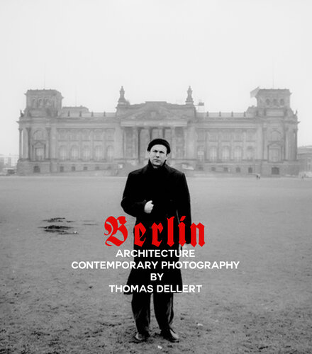 INTRO PAGE- Berlin City of Tomorrow !   https://www.youtube.com/watch?v=ssoOQ_0NBZU von Thomas Dellert, Fotografie kaufen auf Singulart