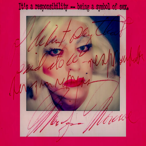 Being Marilyn    ( the artist as Monroe in Drag ) par Thomas Dellert, Photographie en vente sur Singulart