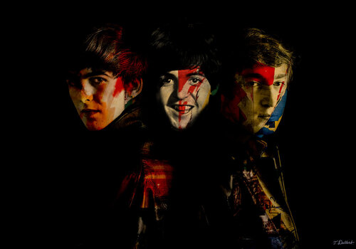 The Winged Dead Beatles   ( George Harrison Paul Mc Cortney John Lennon )  after a photograph by Astrid Kirchherr par Thomas Dellert, Photographie en vente sur Singulart