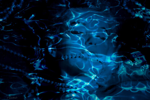 Little Girl Blue    MMM= Marilyn Mermaid Monroe di Thomas Dellert, Fotografia in vendita su Singulart