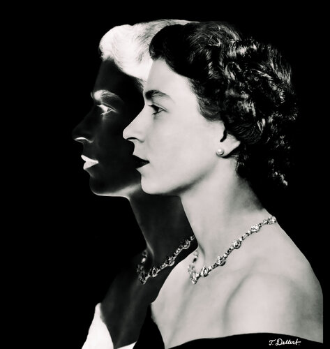 A Queen for all.   ( Black & White version ) Thomas Dellert