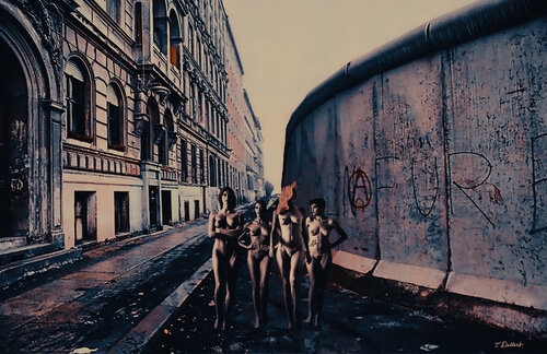Naked by the Wall    ( Berlin 1970s ) Thomas Dellert
