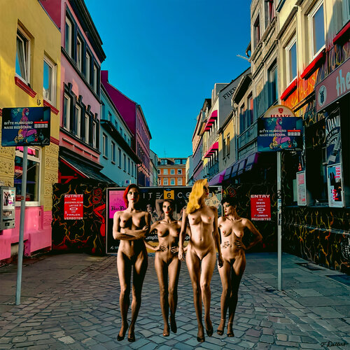 Nackt in der Herbertstraße einem St. Pauli-Viertel Reeperbahn Hamburg Germany van Thomas Dellert, Fotografie te koop op Singulart