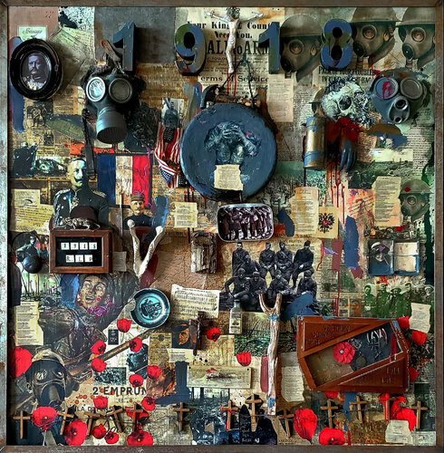 1918. ALL 3  LARGE ARTWORKS FOR 30.000 EUROS TOGETHER Nr 3 of 3   All Quiet on the Western Front  / Im Westen nichts Neues    a large collage on wood with Original WW1 objects  Part 3 of 3 in a TRIPTYCH  for 60,000 Euros di Thomas Dellert, Pittura in vendita su Singulart