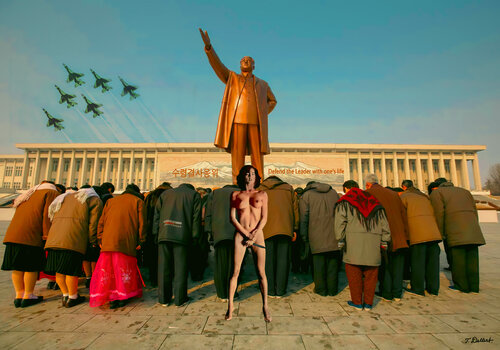 Defend the leader with once life van Thomas Dellert, Fotografie te koop op Singulart