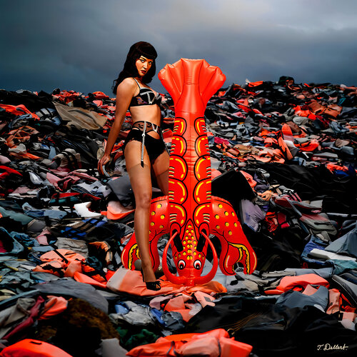 The Bitch of the Beach di Thomas Dellert, Fotografia in vendita su Singulart
