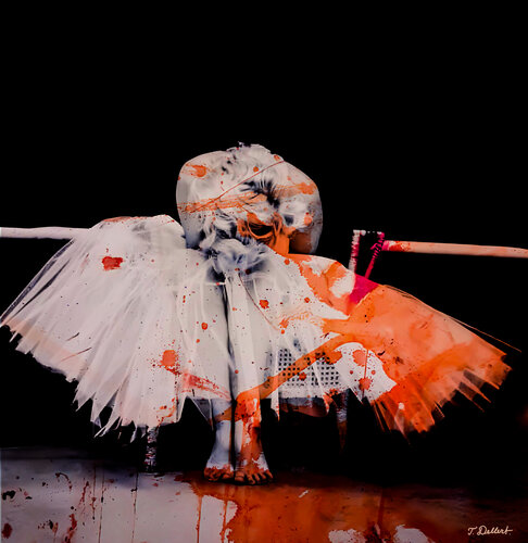 The Dying Swan    Marilyn Monroe  in a  sad ballet pose di Thomas Dellert, Fotografia in vendita su Singulart