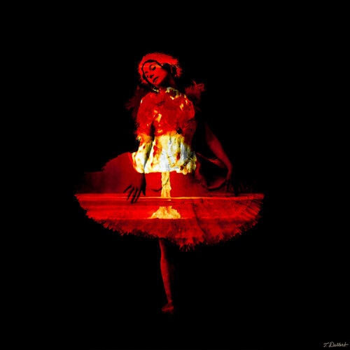Anna Pavlova.    The  Atomic Death dance van Thomas Dellert, Fotografie te koop op Singulart