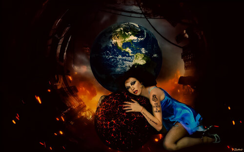 Loving Planet -X Leaving Planet Earth .    Madame -X  and Nibiru the destroyer         artwork comes in a hand built wood frame made in Florence Italy par Thomas Dellert, Photographie en vente sur Singulart